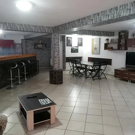 Homestay Adelina